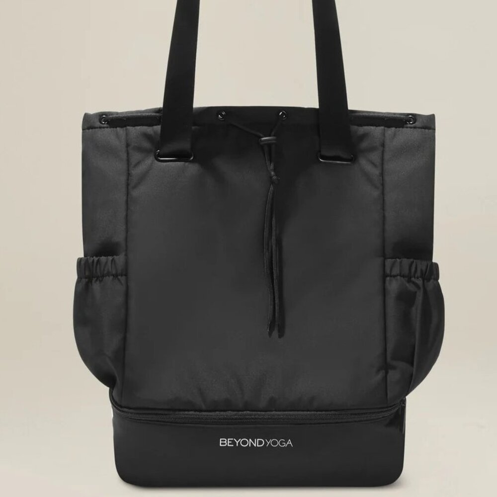 NWT - Beyond Yoga Convertible Gym Bag